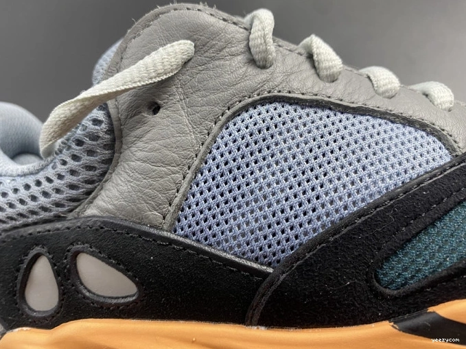 V2 Yeezy Boost 700 Sun GW0296 Adidas 1120